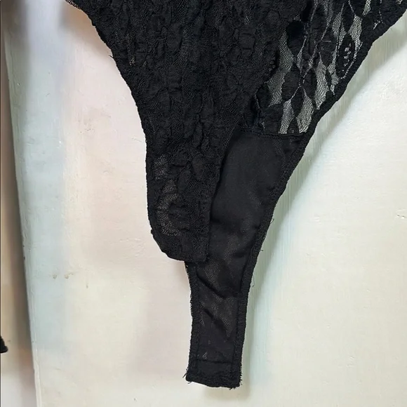 ZARA Black Lace Bodysuit and Pants Set - Picture 6 of 9